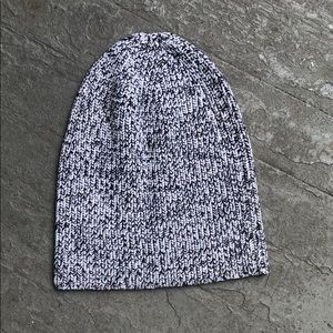 Everlane Unisex Wool Beanie Black White